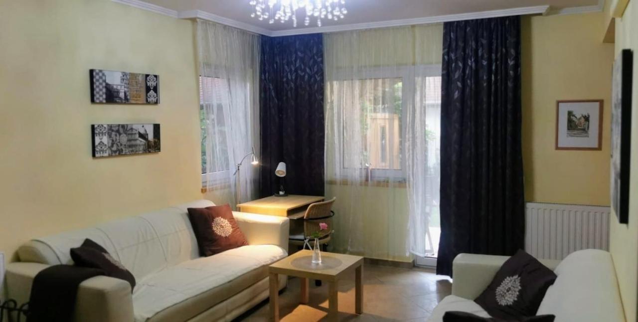 Mediterrania Apartment Кестели Екстериор снимка